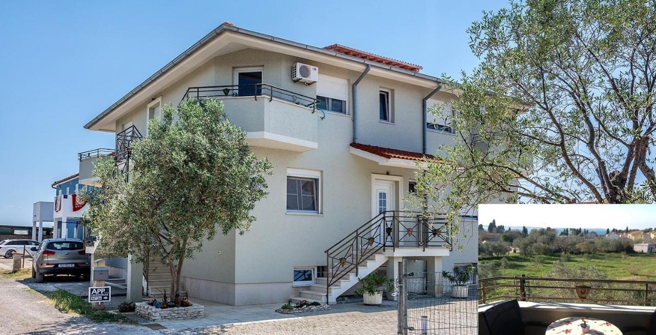 Apartments Lighthouse Fažana エクステリア 写真